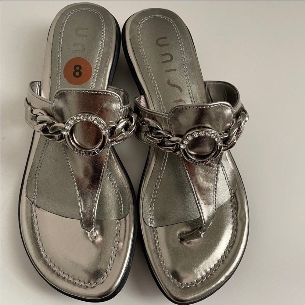 UNISA Silver Fancy Sandal For Women.Size8. - Picture 5 of 10